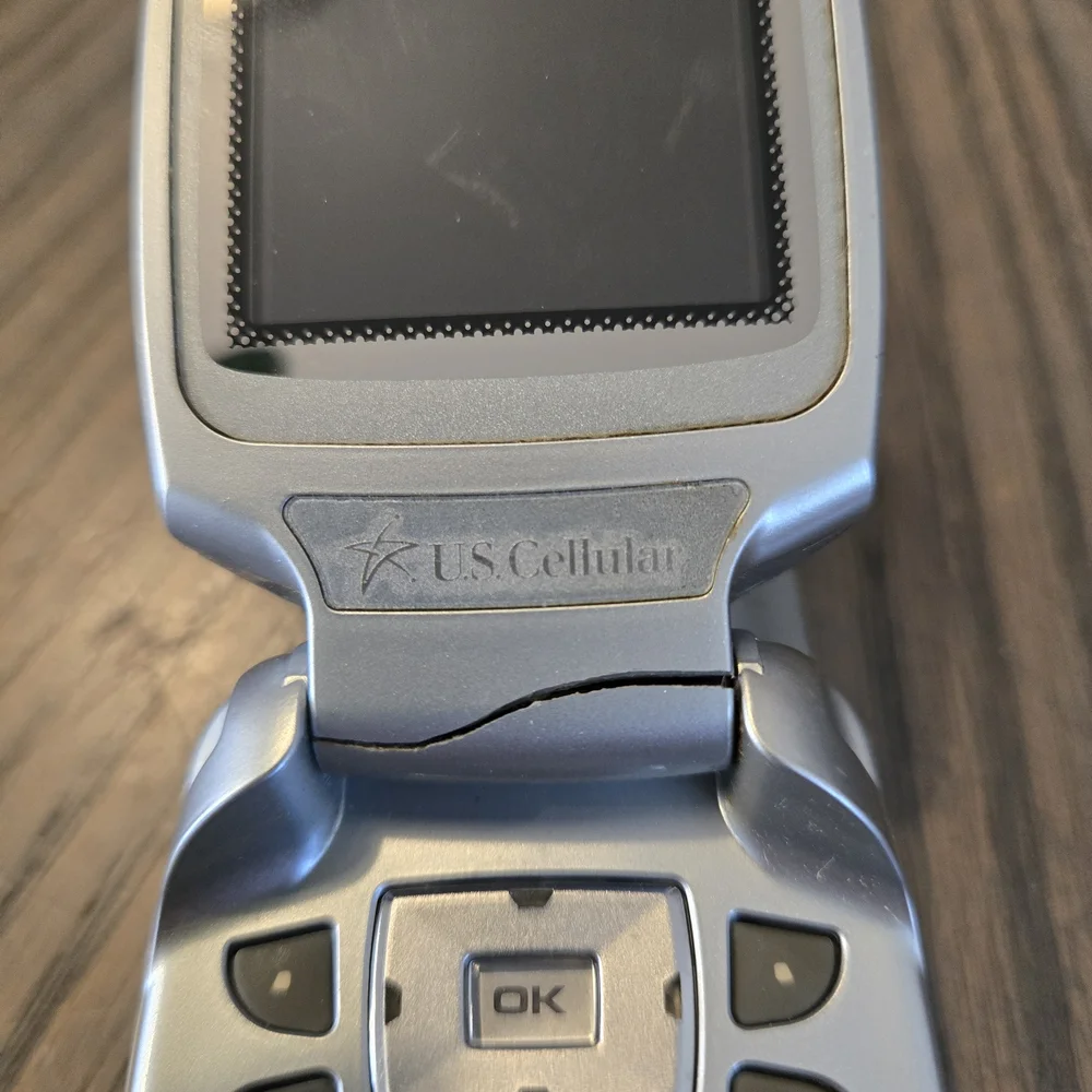 Vintage Kyocera KX9C Silver US Cellular Very Rare Flip Phone 3G UNTESTED As-Is